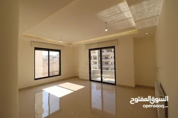  7 شقق فاخرة للبيع في الكرسي