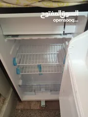  5 تلاجه مكتب