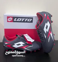  1 حذاء كرة قدم جديد ماركة لوتو اصلي مقاس 43.5 Football New Shoes Lotto original 43.5