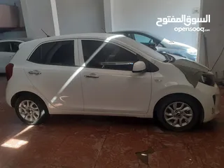  7 سيارة للبيع