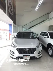  6 Hyundai Tucson 2020 for sale, Excellent Condition, Agent maintained, Silver color, 2.0L