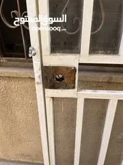  3 باب حديد خارجي