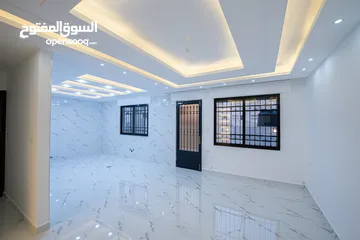  12 شقة شبه أرضي للبيع في مشروع الصفوة – مدخل وكراج مستقل (مساحة داخلية واسعة 200م2 +  خارجية 250م )