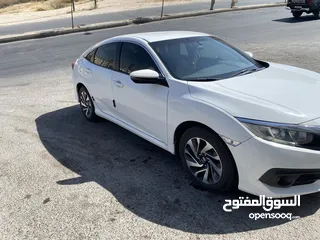  3 هوندا سيفيك 2017
