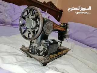  3 ماكينة خياطة مستعمله للبيع بحاله معقوله