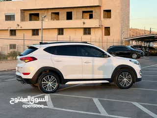  13 هونداي توسان /2015  فل الفل فتحة سقف بانوراما