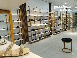  28 عطور بخور ساعات أحذية