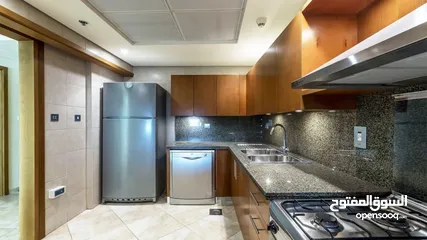  4 Full Sea View  High Floor  3BR + Maid شقه على البحر مباشره في منطقه جي بي ار