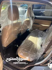  6 متسوبيشي اوتلاند2017   اصل برايفت     يداولى.    4x2  بنزين ماطور 2000.     7ركاب