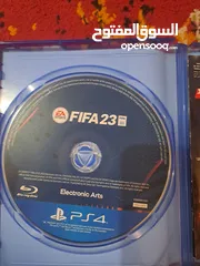  5 FIFA 23 ps4  WWE 2K20    ps4  بحاله ممتازة جدا ونظيفه