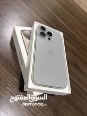  2 iPhone 15 pro بالكرتونة