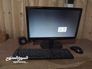  4 كمبيوتر مستعمل للبيع او بدل على بلستيشن 3 او تلفون