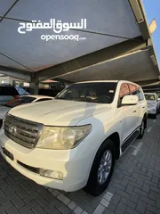  6 استيشن2011 لاندكروزر gx v8