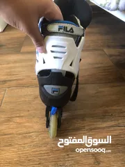  4 سكيت نوعية fila بحالة الوكالة السعر حرق