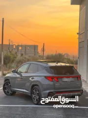  2 Hyundai Tucson 2022  N-LiNe