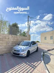  3 هونداي اكسينت.