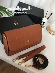  37 للبيع شنط نسائيه هيرمز ماستر كوالتي جوده عاليه جدا احدث الاصدارات والموديلات الكميه محدوده جدا