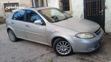  8 شفروليه فتحة سقف وشاشة تطش