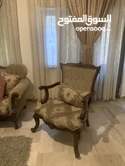 3 قطم كنبايات صالون بحالة جيدة جدا للبيع