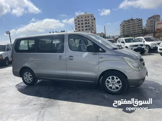  3 هيونداي أتش ون 2010
