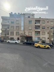  1 شقة للبيع في صويلح  طلوع سامح مول 150 متر طابق ارضي  3 غرف نوم، صالة وصالون و كراج و مخزن و حمايات