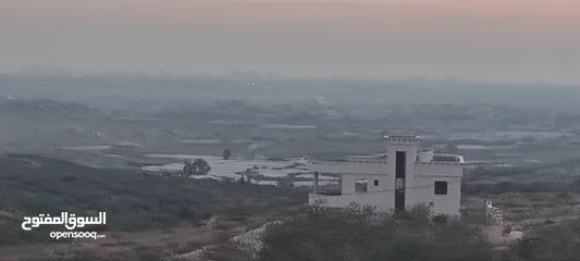  4 قطعة ارض مطلة عالساحل المحتل