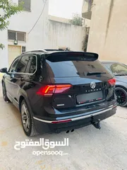  8 Volkswagen Tiguan R-Line 4x4