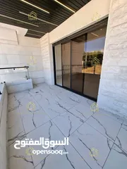  14 شقة جديدة - لم تسكن - خلدا - 4نوم 2ماستر - 240م - بلكونتين بإطلالــــه مميزة - قرب الخدمات العامة
