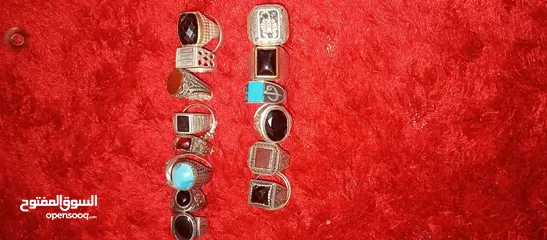  2 مجموعه خواتم وذبل فضه للبيع كلهم عيار925 بحاله جيده جدا وبسعر تفصيلي ومقاسات مختلفة