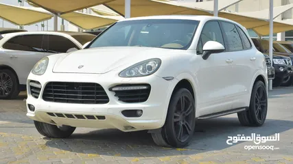  1 Porsche Cayenne Turbo GCC