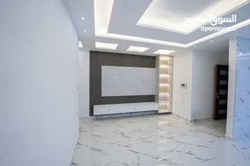  8 شقة طابق اول مساحة 200م في شفا بدران الكوم قرب سلاله مول