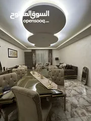  20 شقة 200 داخلي و 200 خارجي للبيع في طبربور