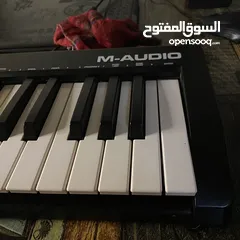  5 ميدي كيبورد M-Audio