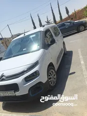  5 ستروين اي برلنجو (كهربائيه بالكامل) موديل 2023