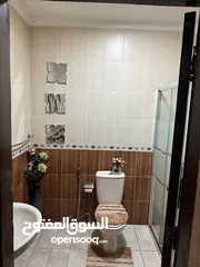  8 منزل طابقين دوبلكس للبيع