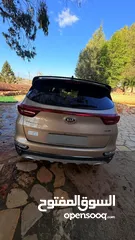  4 كيا سبورتاج جي تي لاين ماطور 2000