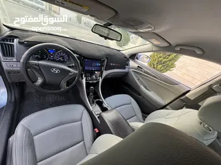  12 سوناتا وارد أمريكي