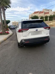  5 تويوتا rav4  Le  2019  بحالة ممتازة للبيع