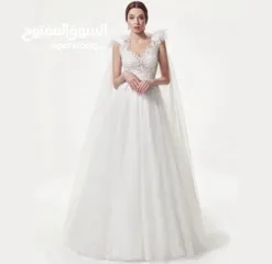  3 فساتين زفاف وخطوبة بالجملة