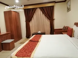  6 يوجد شقق فيه المدينه المنوره فيه حي العزيزيه علي طريق الراءيسي