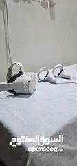  2 Meta Quest VR2