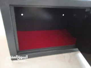  4 موجود خزنه في سعر مغري