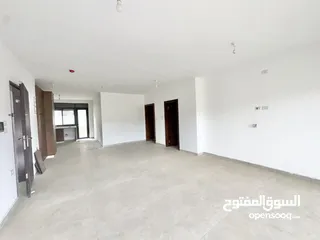  6 شقة للبيع في عين منجد جديدة مع مطبخ