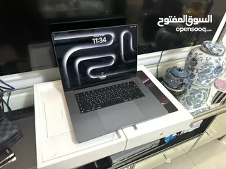  1 MacBook Pro Max M2 16 inch 1TB 32GBGB Arabic and English keyboard