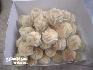  13 معمول كعك حلويات  اسعار مختلفة