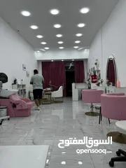  4 صالون سيدات للبيع خلو