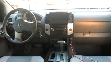  6 NISSAN XTERRA