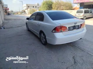  5 هوندا سيفيك موديل 2007