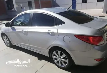  4 هونداي اكسنت 2012 بسعر 35 الف // قابل للمفاصلة