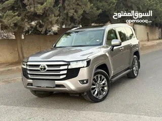  8 تويوتا لاندكروزر 2022 GXR بحاله الوكاله فحص كامل فل كامل ماشي 24 الف فقط صيانه الشركه